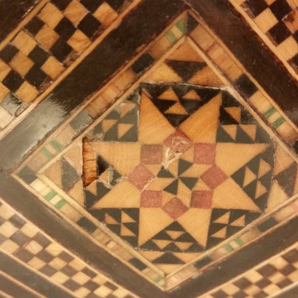 Vintage Wooden Inlaid Box, Jewelry Box, Trinket Box Lined Red - Picture 10 of 10